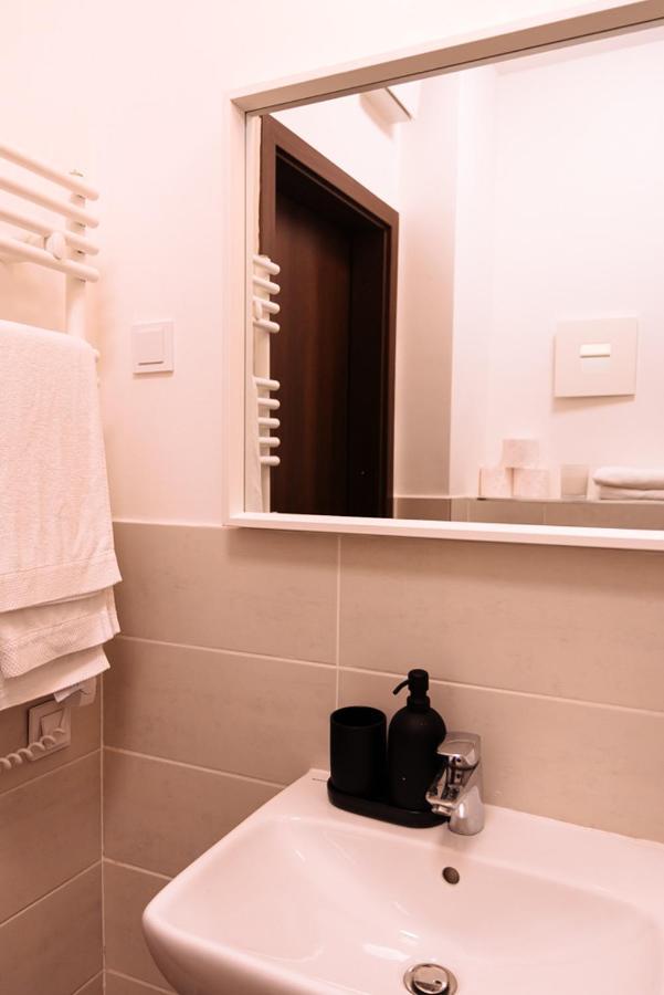 B 204, Apartments In The Heart Of בודפשט מראה חיצוני תמונה